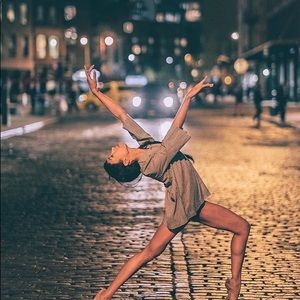 Meet your Posher, Clarissa